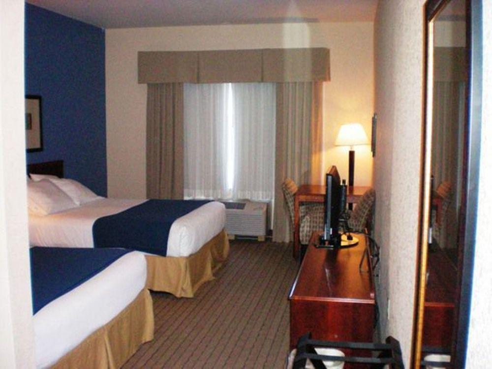 Holiday Inn Express Hotel & Suites Acme-Traverse City By Ihg Esterno foto
