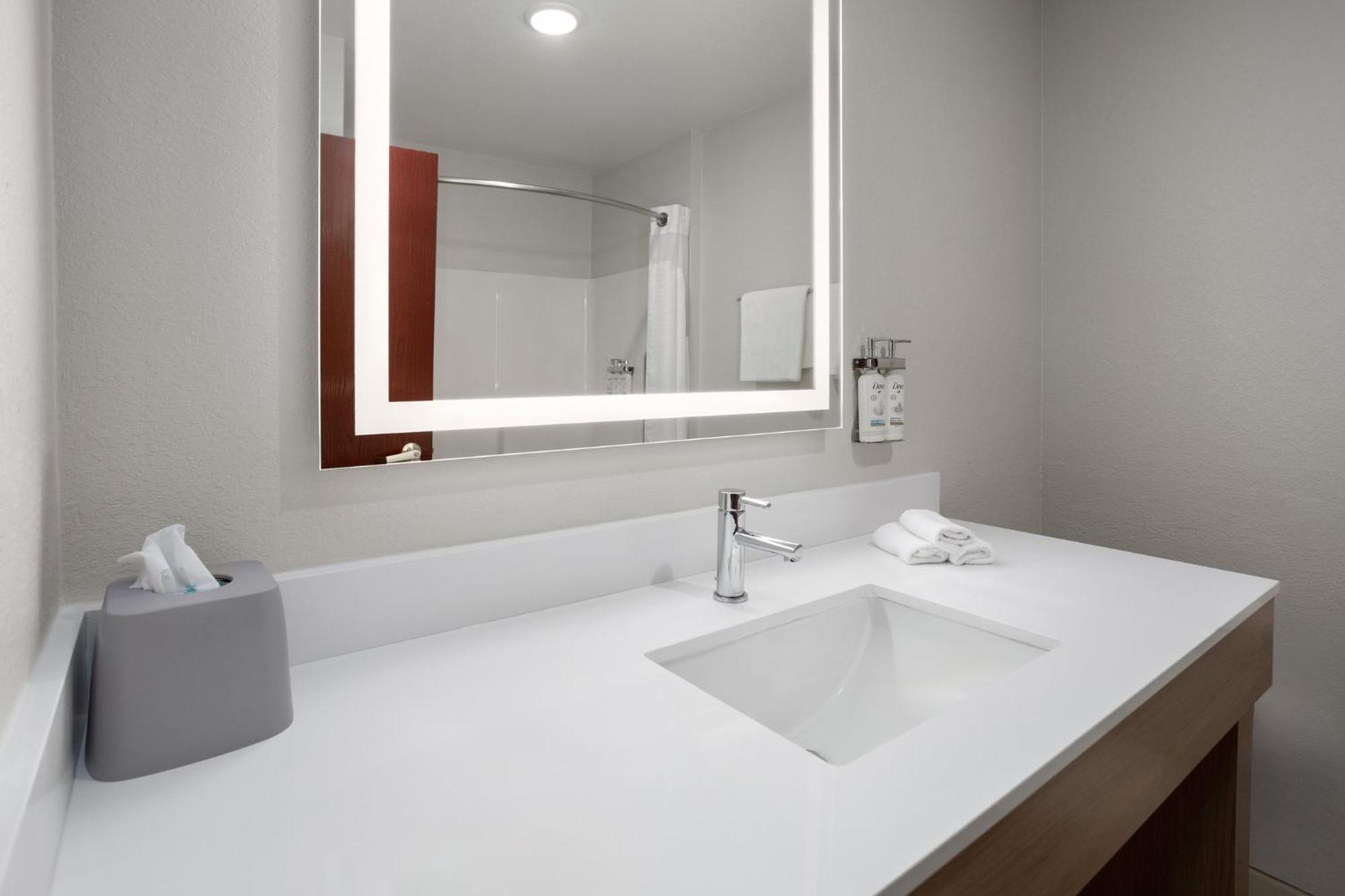 Holiday Inn Express Hotel & Suites Acme-Traverse City By Ihg Esterno foto